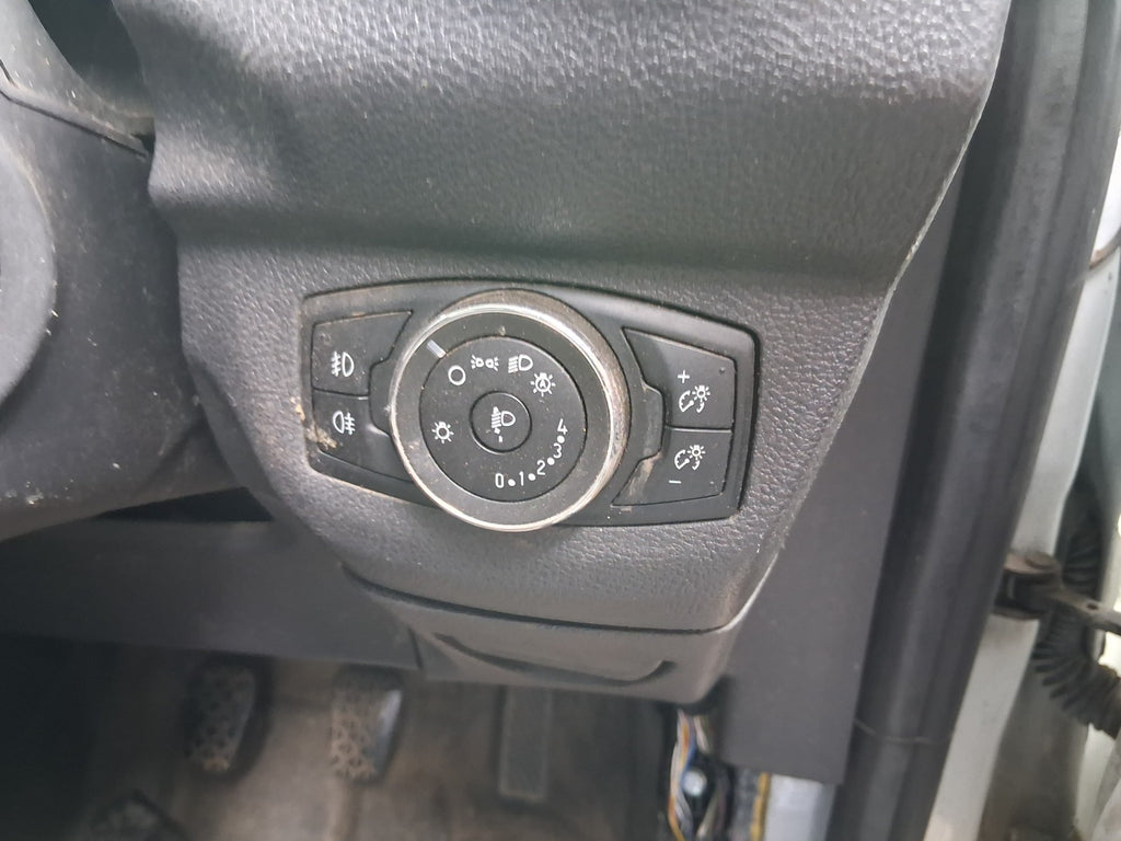 2015 FORD TRANSIT COURIER MK1 HEADLIGHT CONTROL SWITCH