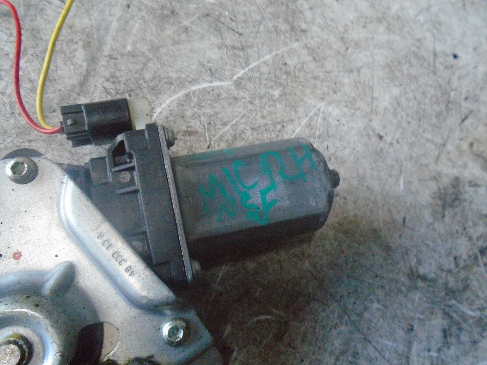 NISSAN MICRA 2014 MK4 NSF FRONT PASSENGER SIDE WINDOR MOTOR REGULATOR 807011HB2A