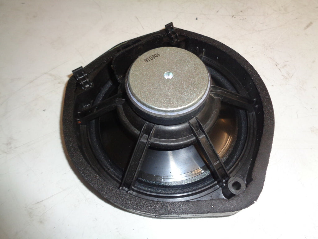 HONDA JAZZ 2019 MK4 NSR PASSENGER SIDE REAR DOOR SPEAKER