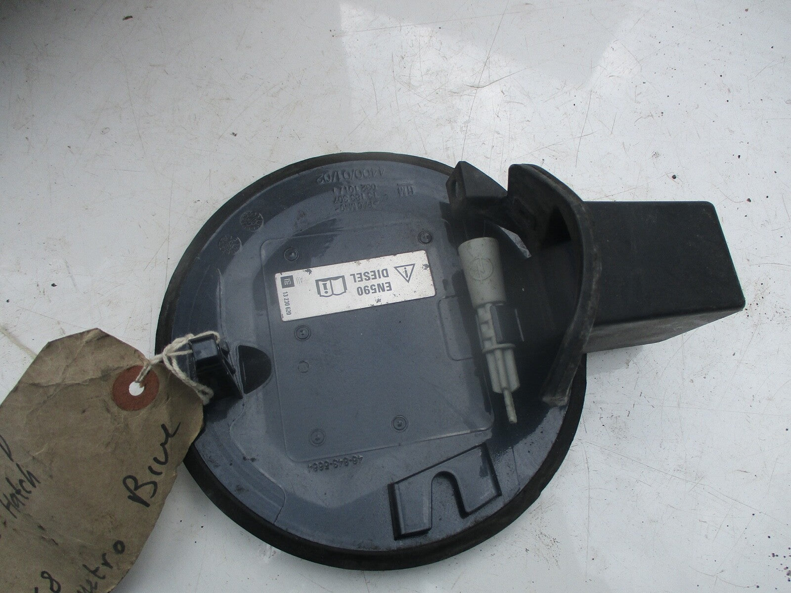 VAUXHALL CORSA D 1.3 DIESEL FUEL FILLER CAP 13 183 307