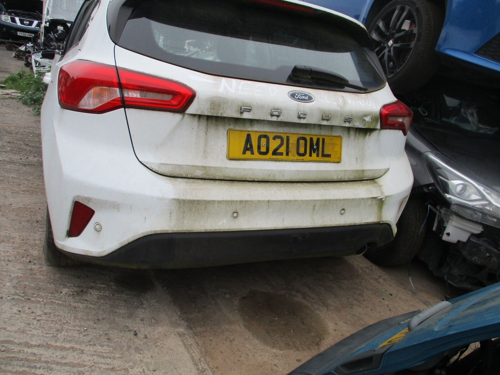 FORD FOCUS MK4 2021 REAR COMPLETE BUMPER PDC SENSOR FROZEN WHITE 5J