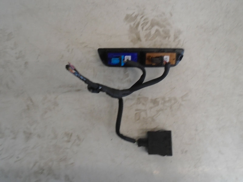 PEUGEOT 208 2014 MK1 HEADLIGHT LEVEL CONTROL SWITCH 98016627