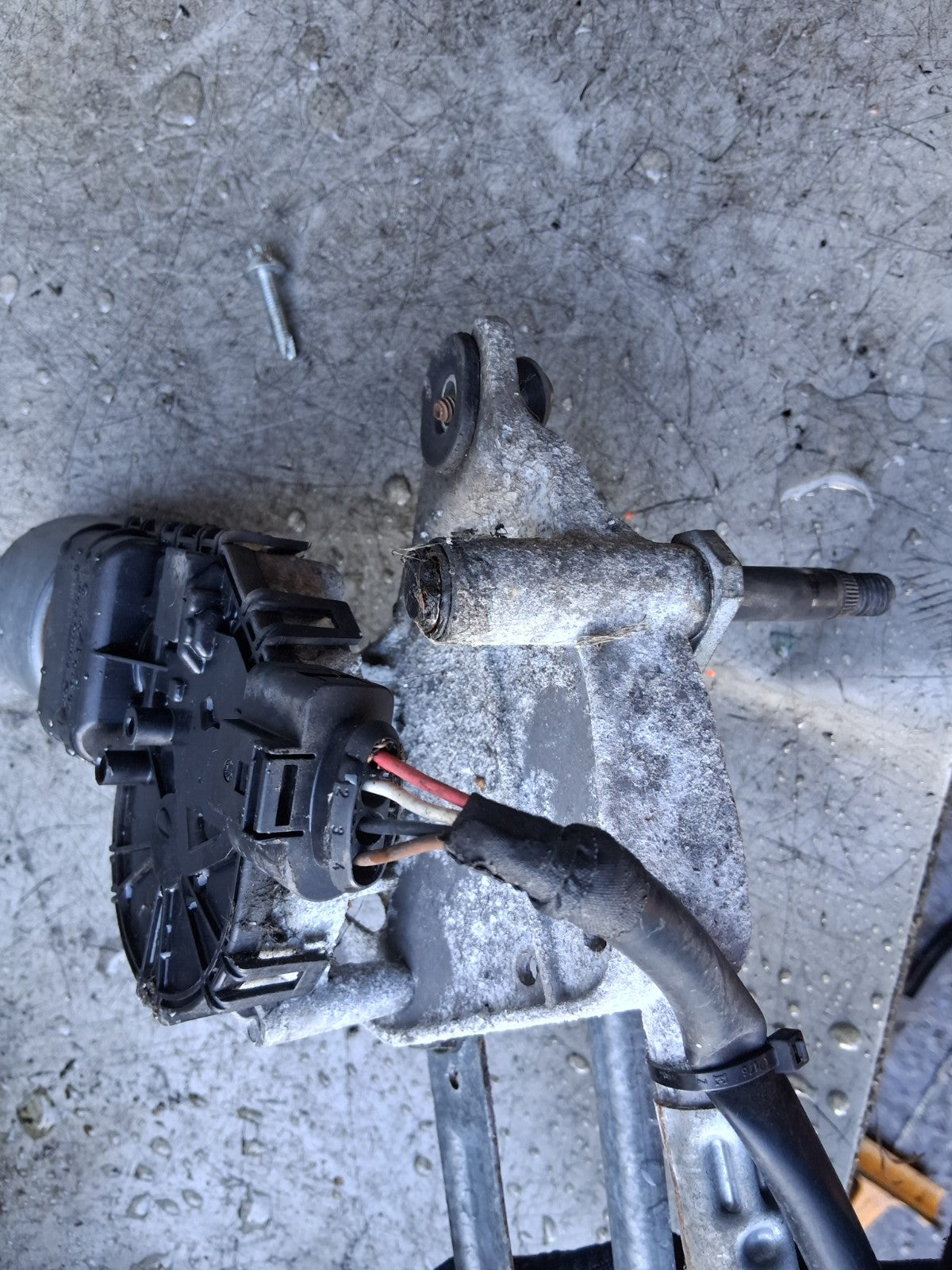PEUGEOT 207 2009 FRONT WINDSCREEN WIPER MOTOR AND LINKAGE 3397020746