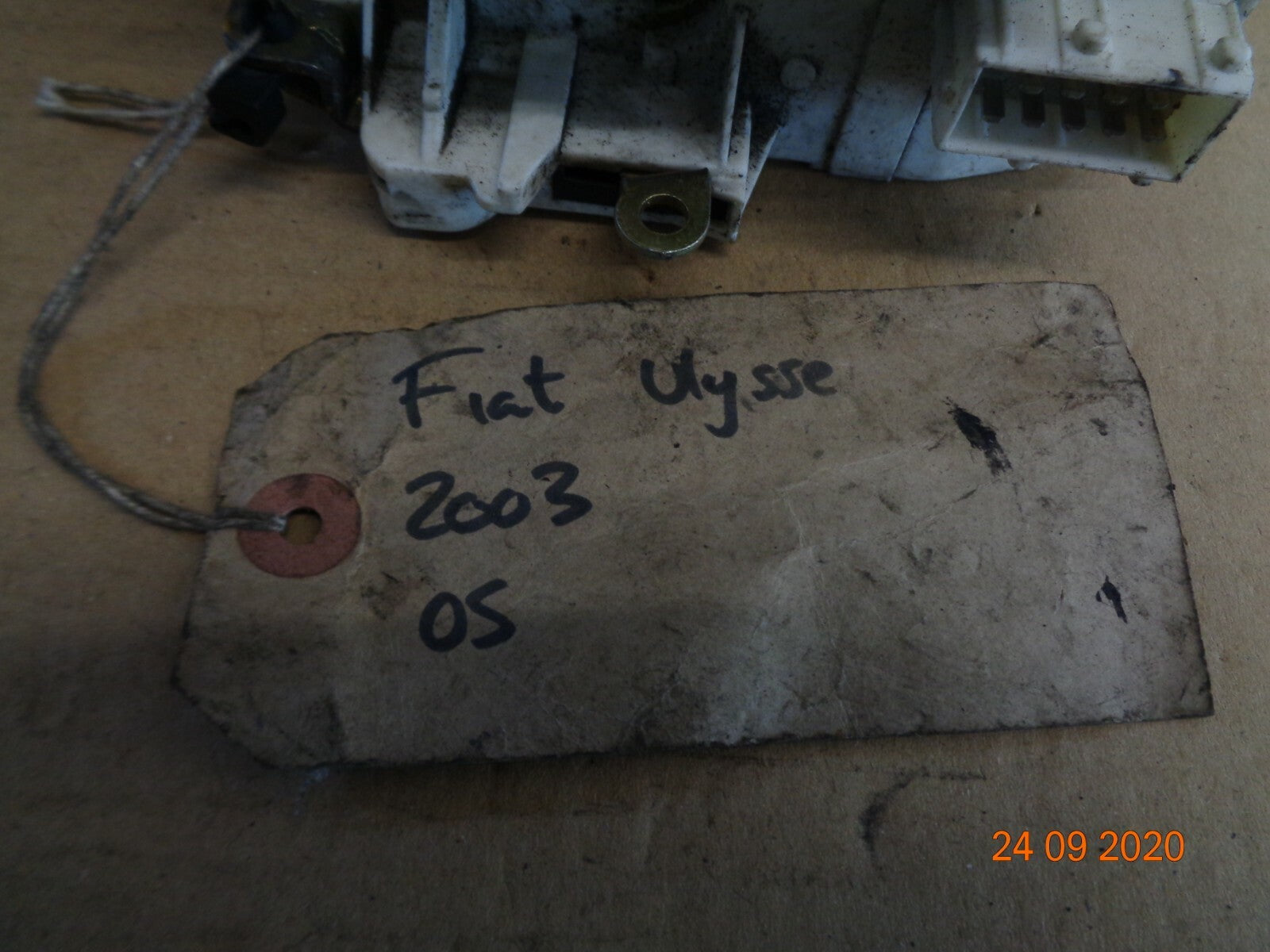 FIAT ULYSSE MK2 2003 2.0 HDI OFF DRIVER SIDE FRONT DOOR LOCK MECH MECHANISM