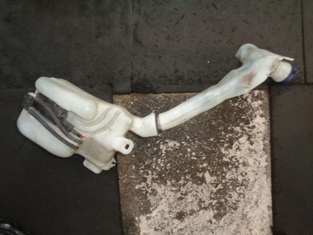 PEUGEOT 207 2007 HATCHBACK WASHER BOTTLE AND PUMP 964833758003