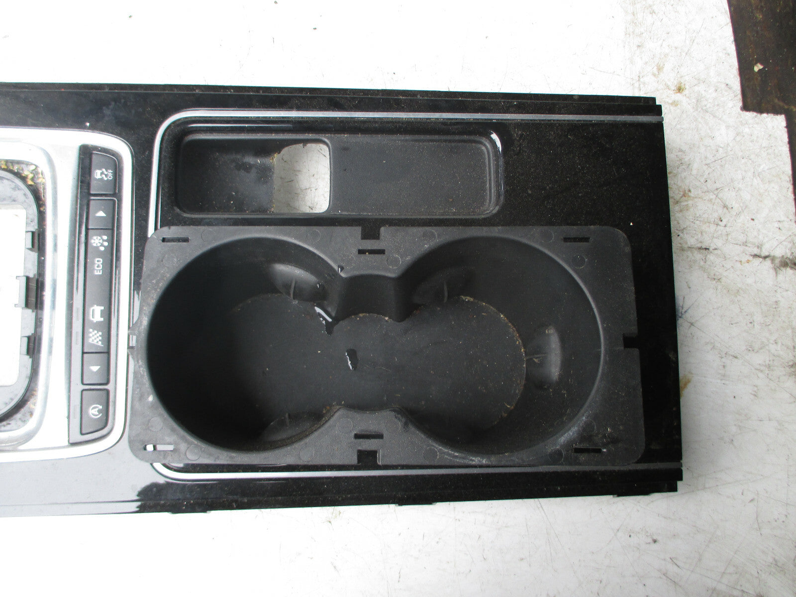 JAGUAR XE 2016 CENTRE CONSOLE TRIM CUP HOLDER HANDBRAKE ECO BUTTON GX73-044E04-D