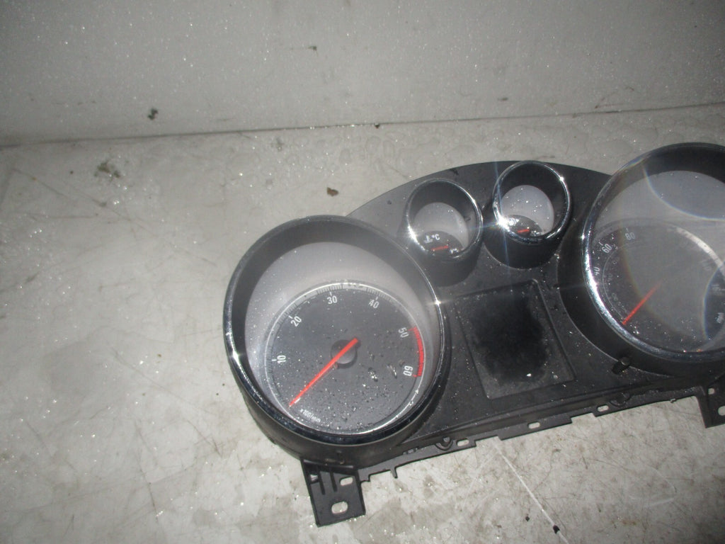 VAUXHALL INSIGNIA MK1 2011 2.0 CDTI SPEEDOMETER 365903926