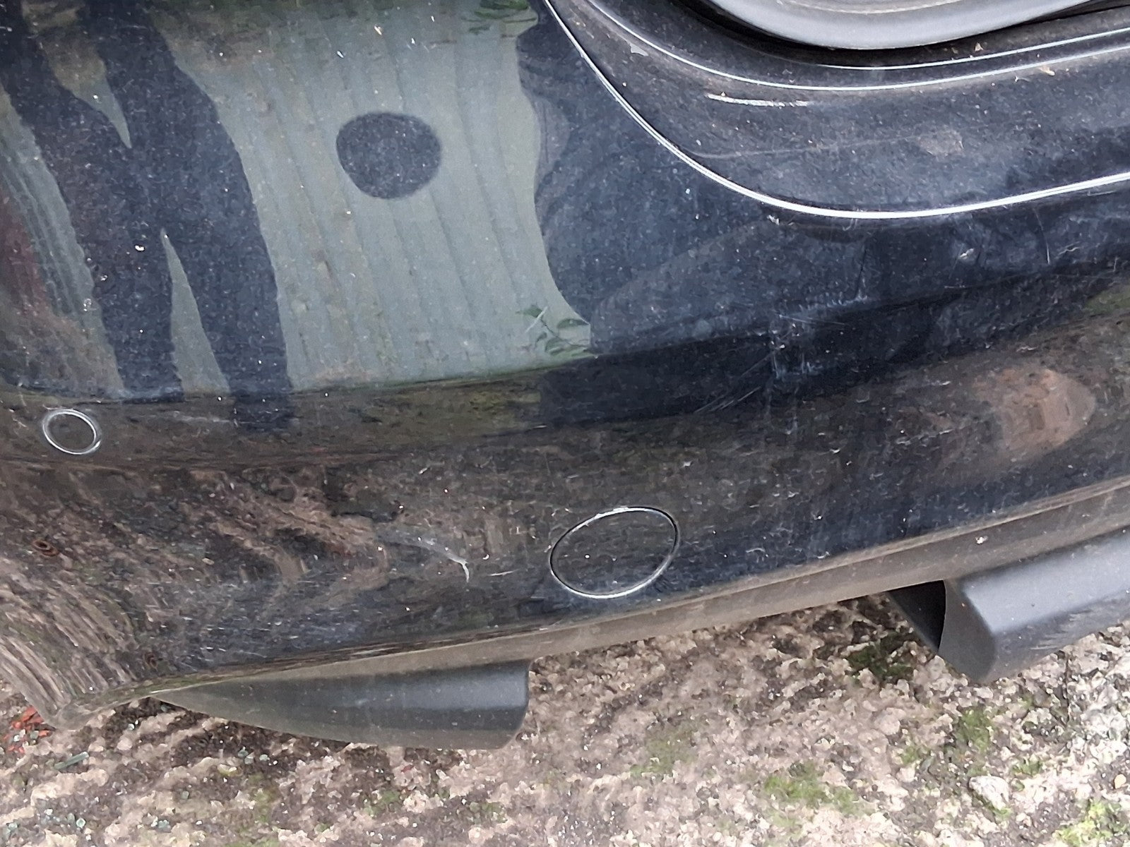 2017 JAGUAR XE COMPLETE REAR BUMPER WITH PDC SENSORS BLACK
