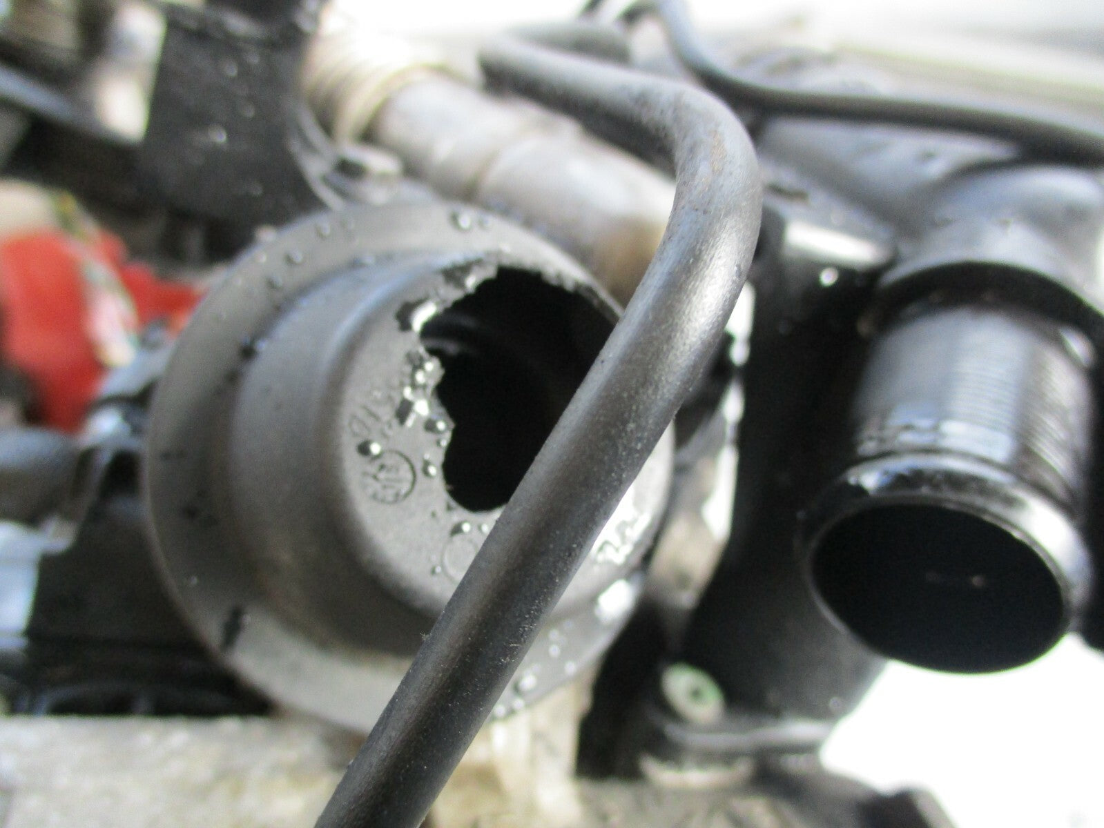PEUGEOT EXPERT MK2 1.6 HDI DV6UC 9HM EGR VALVE 9802194080