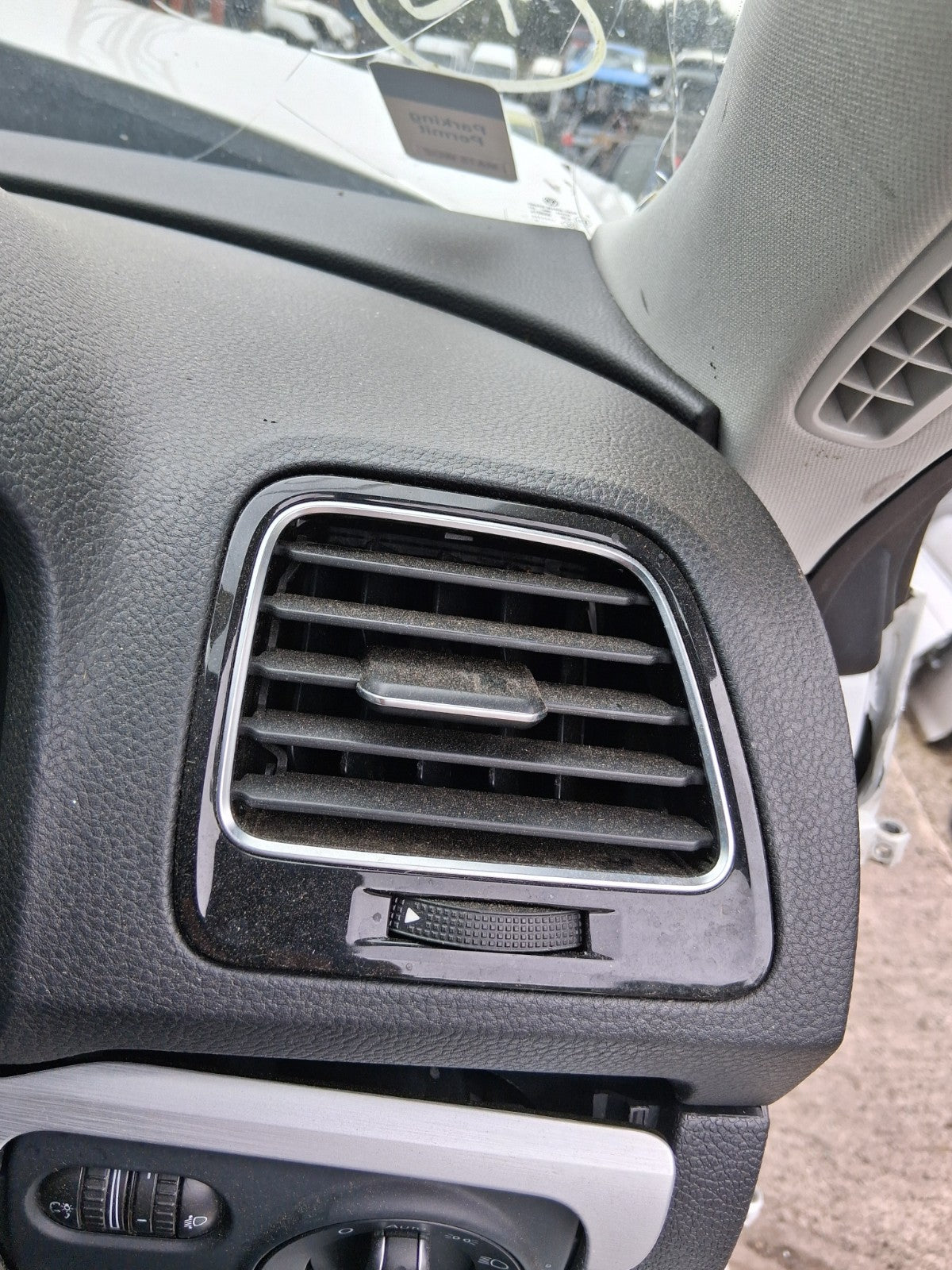 2015 VW VOLKSWAGEN SCIROCCO MK3 OSF DRIVER SIDE FRONT RIGHT AIR VENT