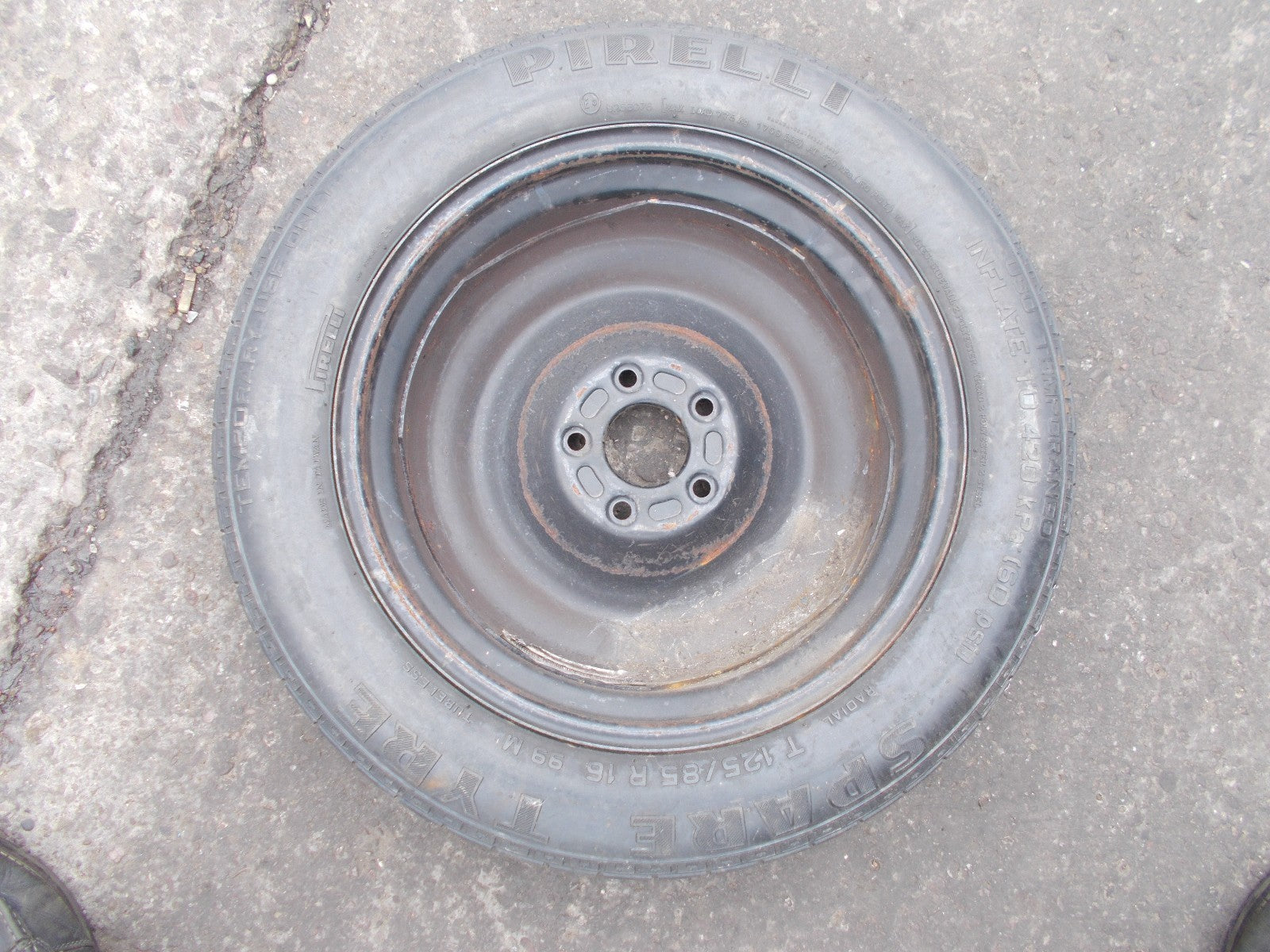 JAGUAR PIRELLI  16 INCH 5 STUD SPARE WHEEL 125/85 R16