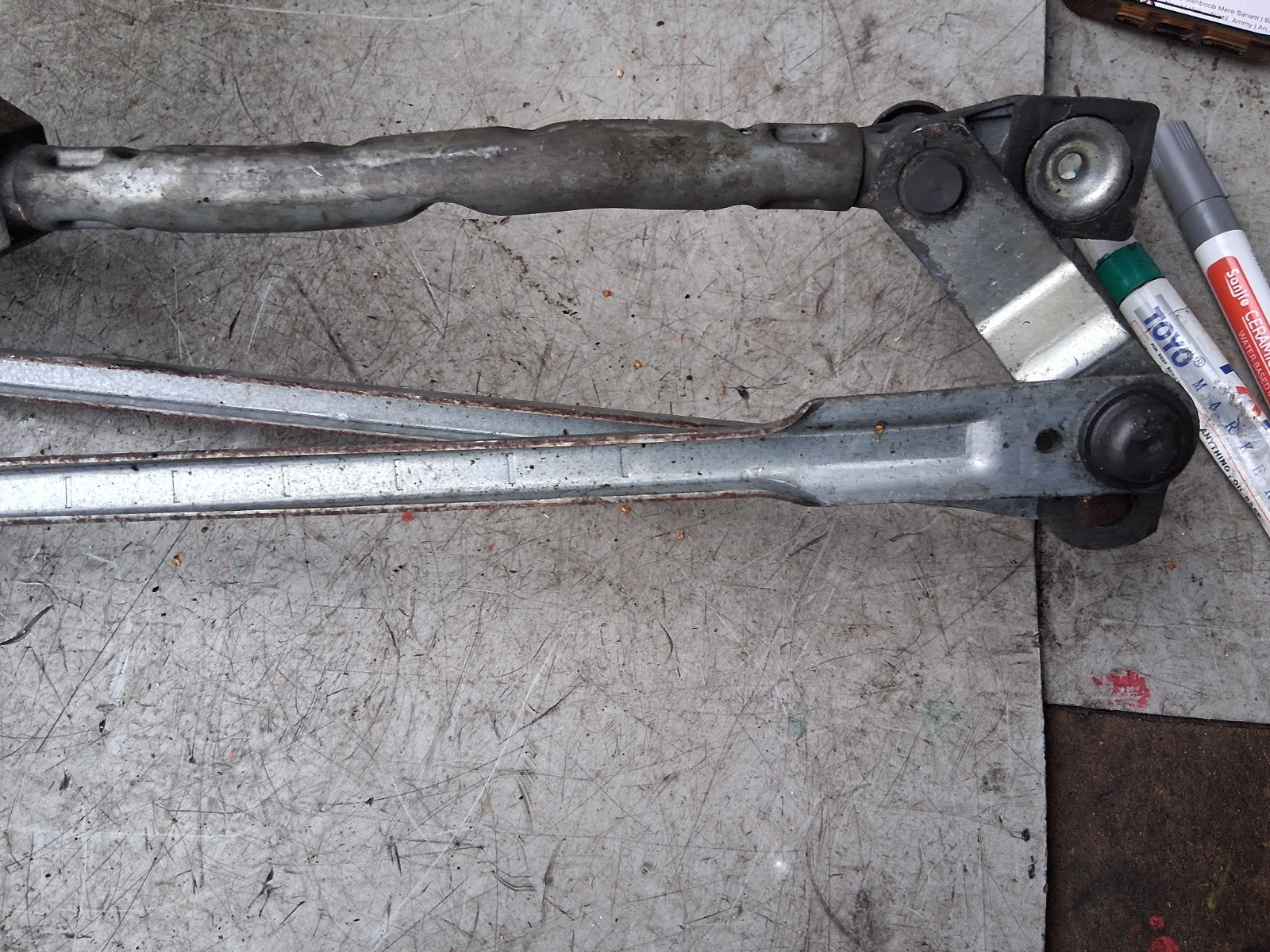 2017 FORD FIESTA MK7 FRONT WINDSCREEN WIPER MOTOR & LINKAGE 3397021587