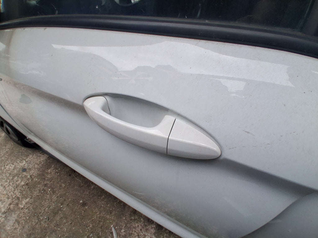 2018 FORD KA + PLUS MK3 HATCHBACK NSF PASSENGER SIDE FRONT DOOR HANDLE WHITE