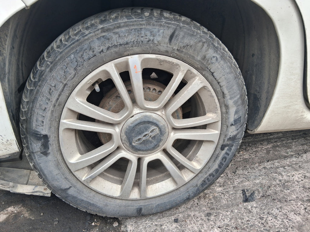 2019 FIAT 500L HATCH 16 INCH SINGLE ALLOY WHEEL WITH TYRE 205/55R16 REF 1