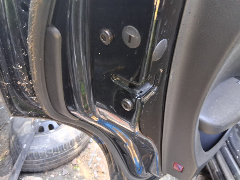 2016 AUDI Q3 8U NSR PASSENGER SIDE REAR DOOR LOCK MECHANISM