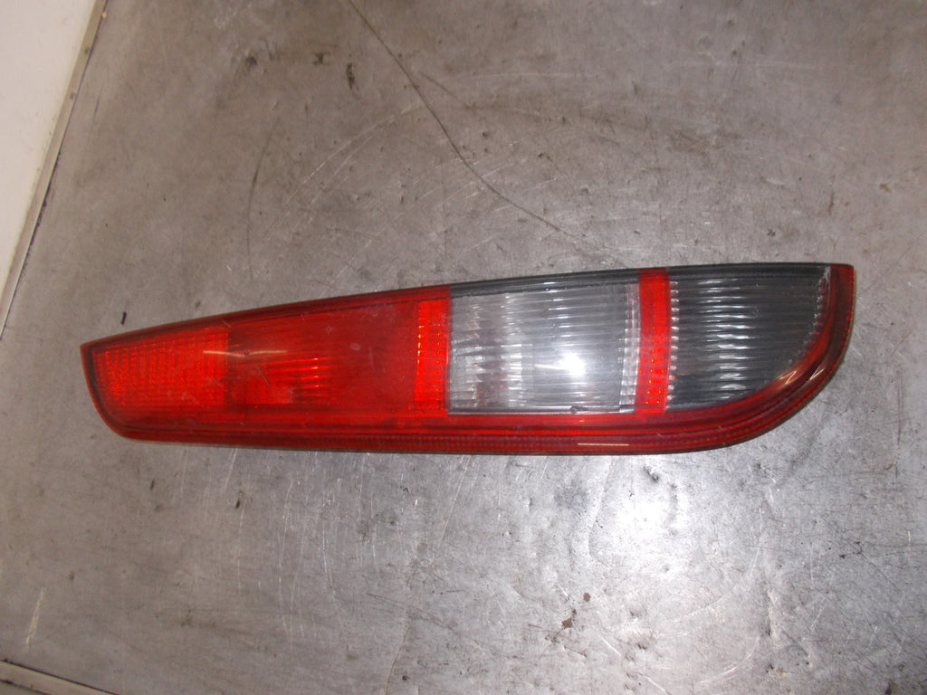 FORD FOCUS 2006 MK2 NSR PASSENGER SIDE REAR TAIL LIGHT 4M5113N004C
