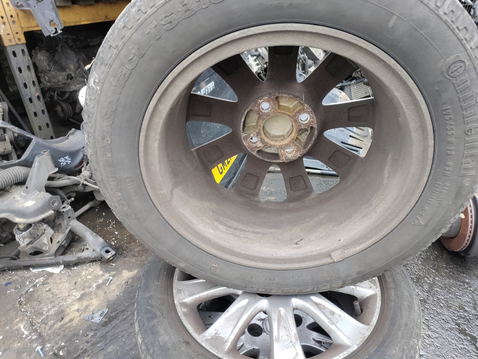 2004 HONDA JAZZ MK2 15 INCH ALLOY RIM WITH TYRE 185/55 R 15