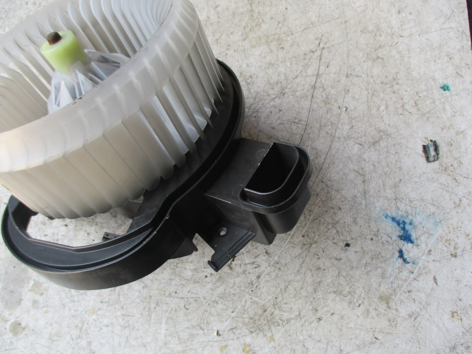 JAGUAR XE 2017 HEATER BLOWER FAN MOTOR MF1163602681
