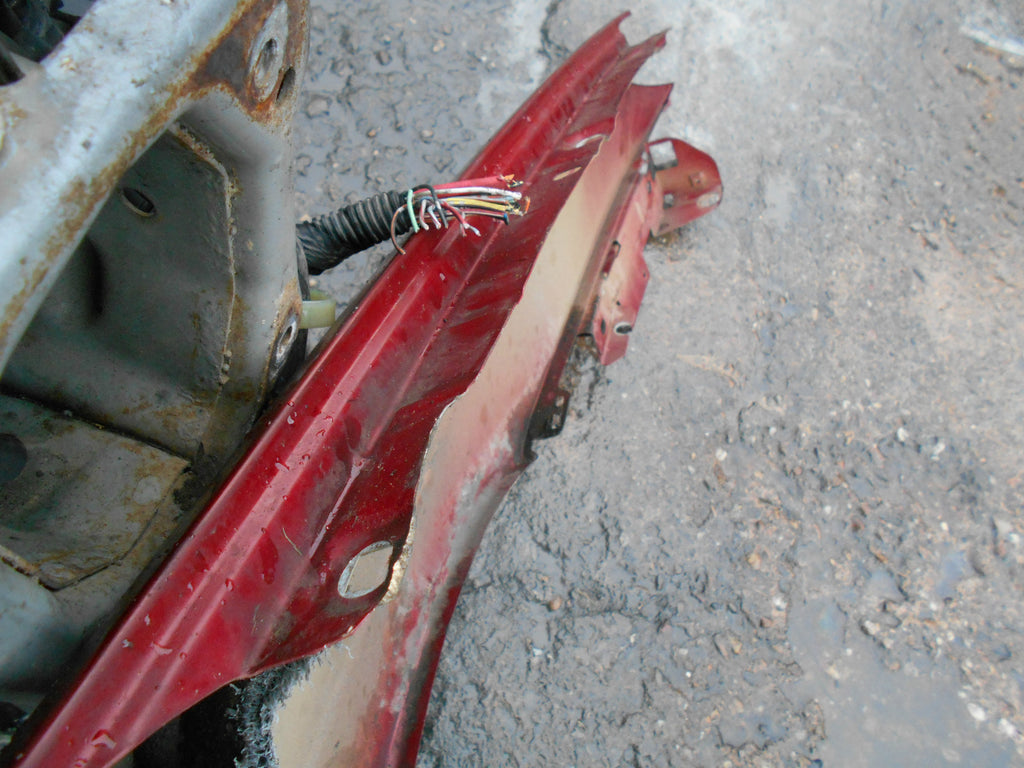 CITROEN C5 2005 NSF PASSENGER SIDE FRONT WING KKQD ROUGE PROFOND MICA RED