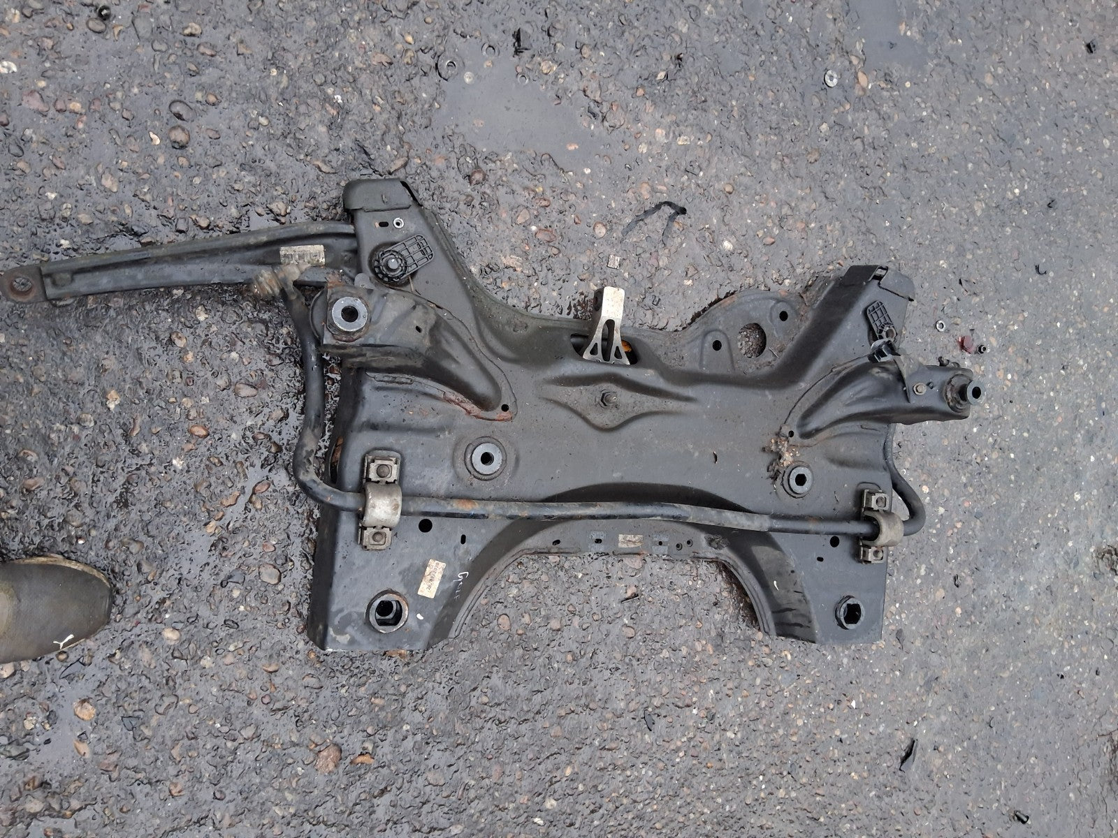VAUXHALL VIVARO MK3 2021 1.5 DIESEL FRONT SUBFRAME OS DRIVER SIDE WISHBONE ROLL