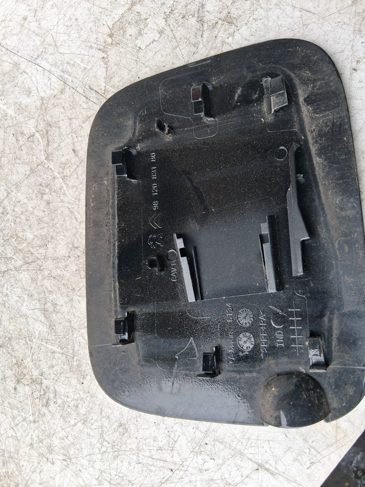 2023 CITREOEN C3 MK3 FUEL FILLER FLAP BLACK