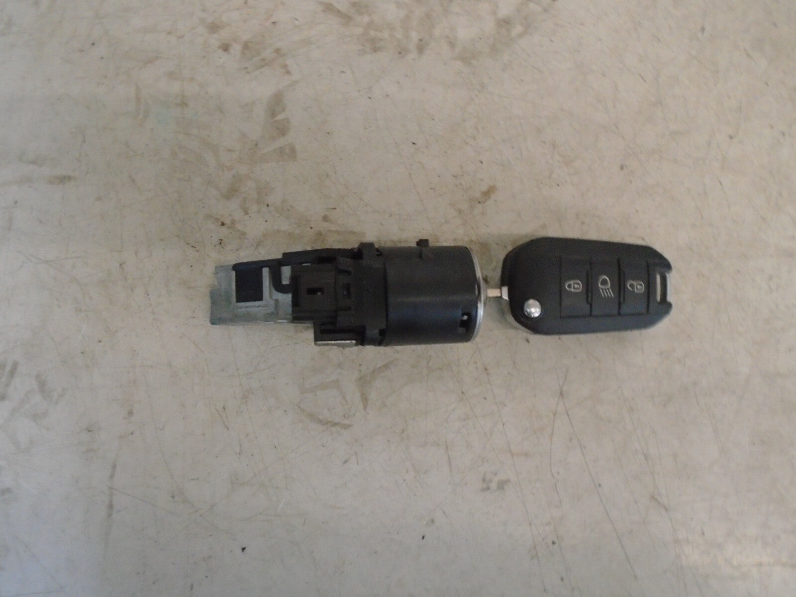 PEUGEOT 208 2014 MK1 IGNITION STARTER SWITCH 9673257480