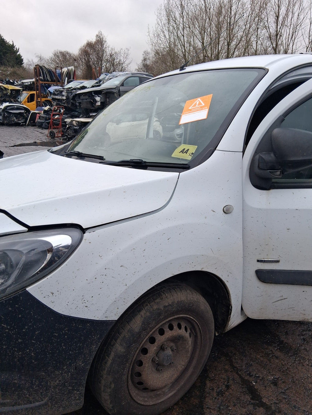 2016 MERCEDES CITAN W415 NSF PASSENGER SIDE FRONT LEFT WING PANEL WHITE