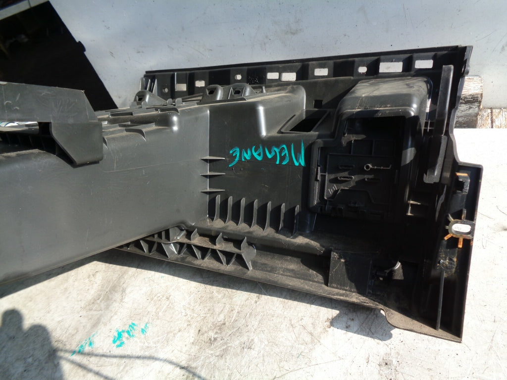 RENAULT MEGANE MK3 NS PASSENGER SIDE GLOVE BOX COMPARTMENT 681080011R