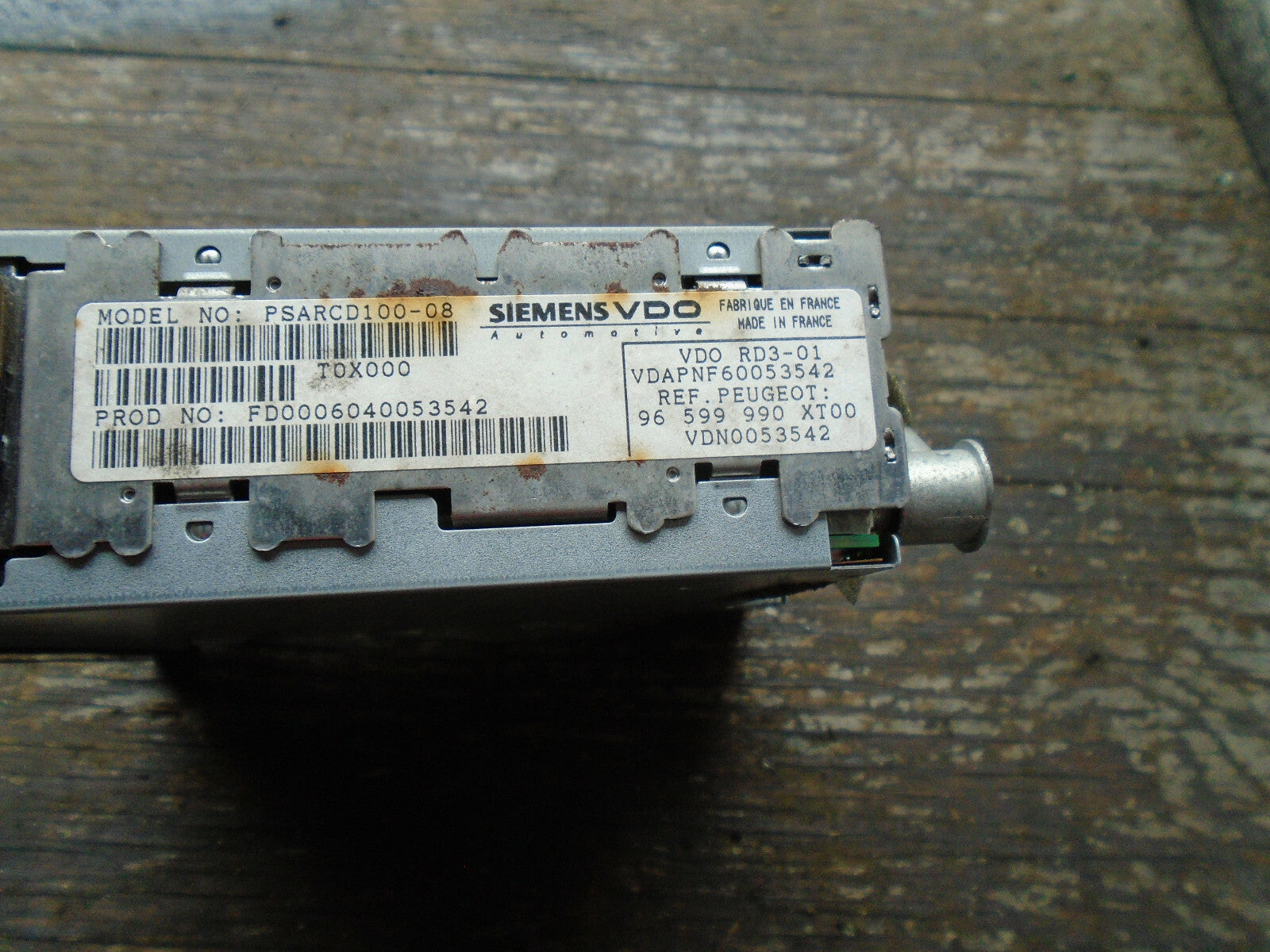 PEUGEOT 1007 2006 MK1 RADIO CD PLAYER STEREO HEAD UNIT 96599990XT