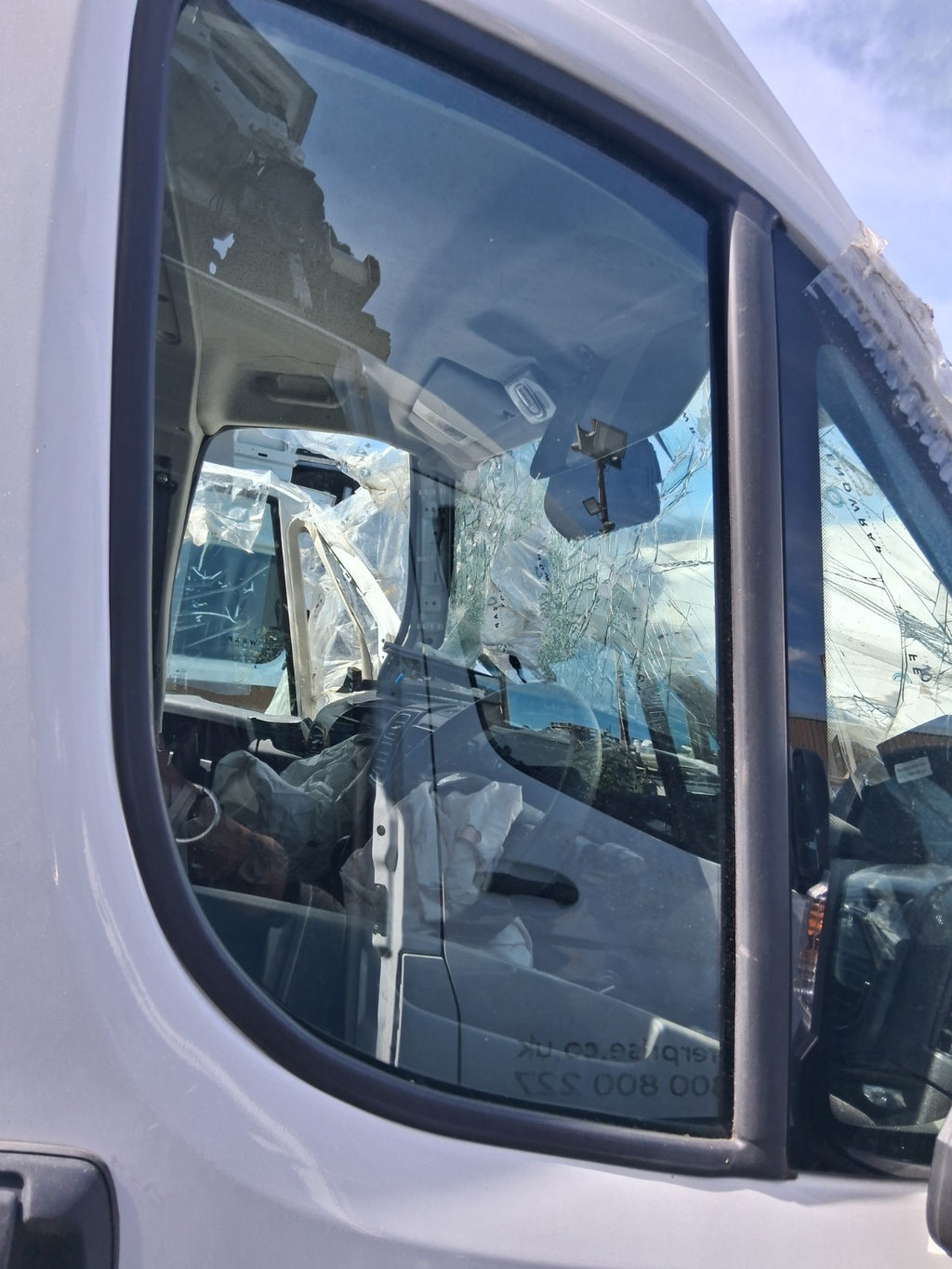 2024 PEUGEOT BOXER MK3 L3H2 OSF DRIVER SIDE FRONT DOOR GLASS