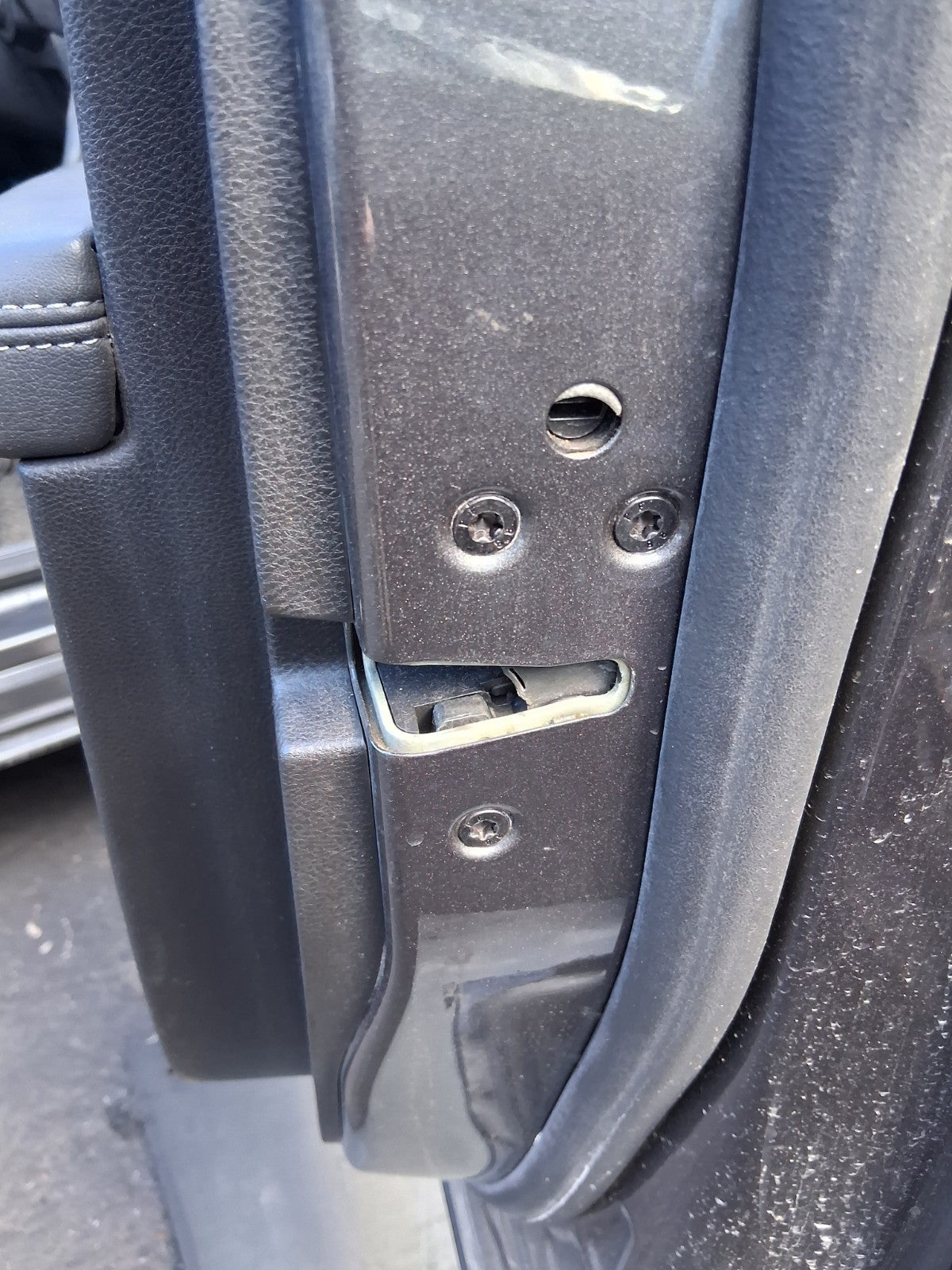 2017 FORD S MAX MK2 OSF DRIVER SIDE FRONT RIGHT DOOR LOCK MECHANISM