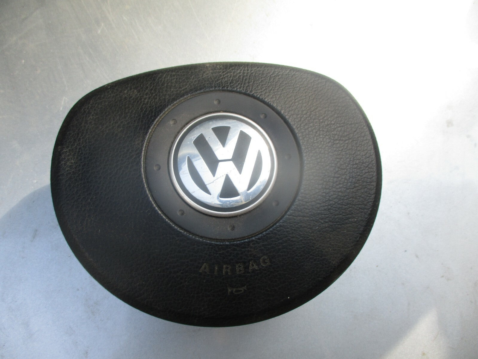 VW VOLKSWAGEN POLO DRIVERS STEERING WHEEL AIRBAG BLACK 1T0880201A