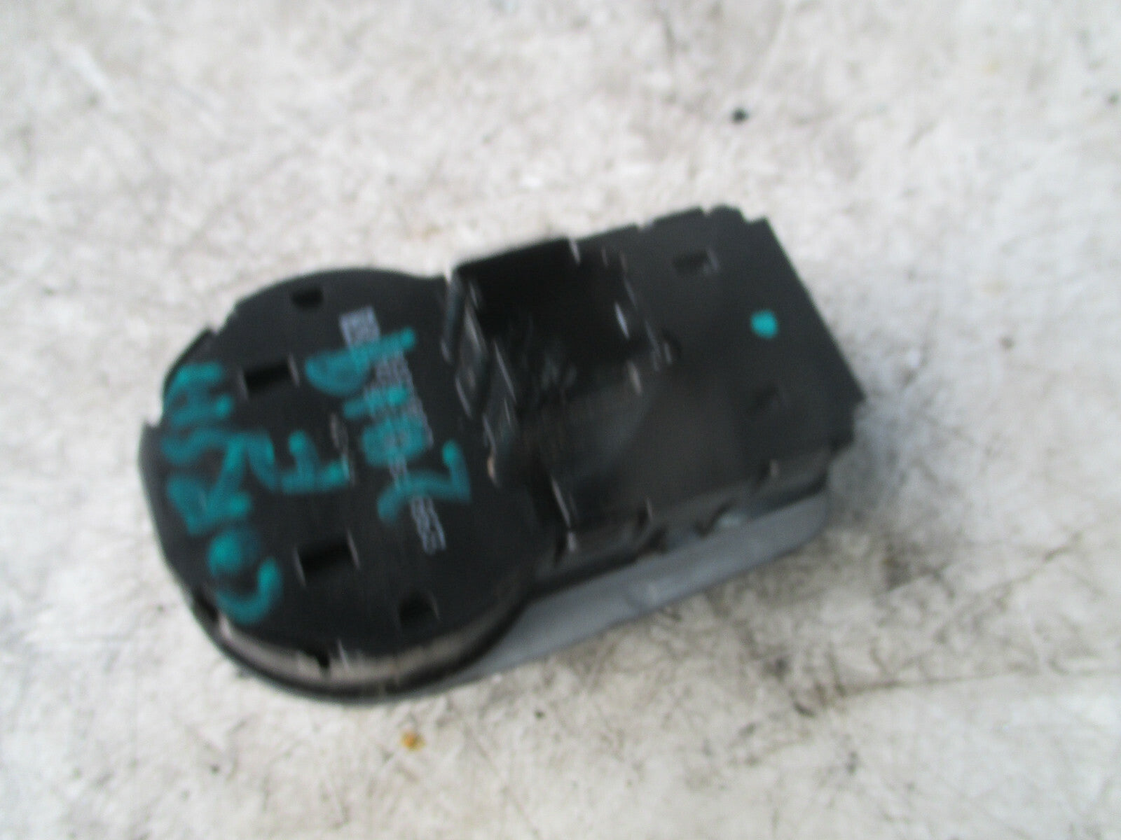 VAUXHALL CORSA F 2020 HEADLIGHT SWITCH CONTROL UNIT 39201663