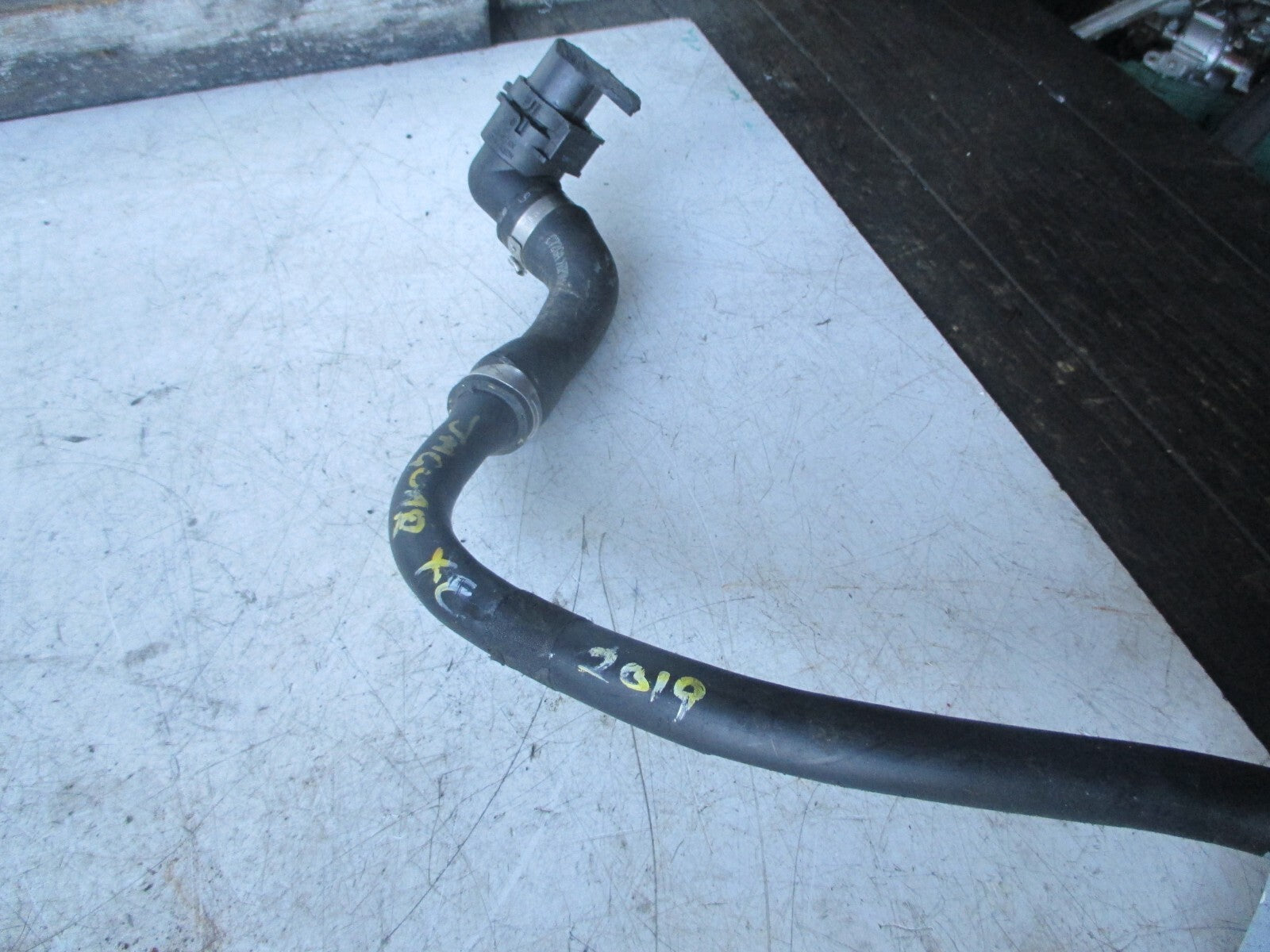 JAGUAR XE 2019 2.0 PETROL COOLANT WATER PIPE HOSE JX7310C754AB
