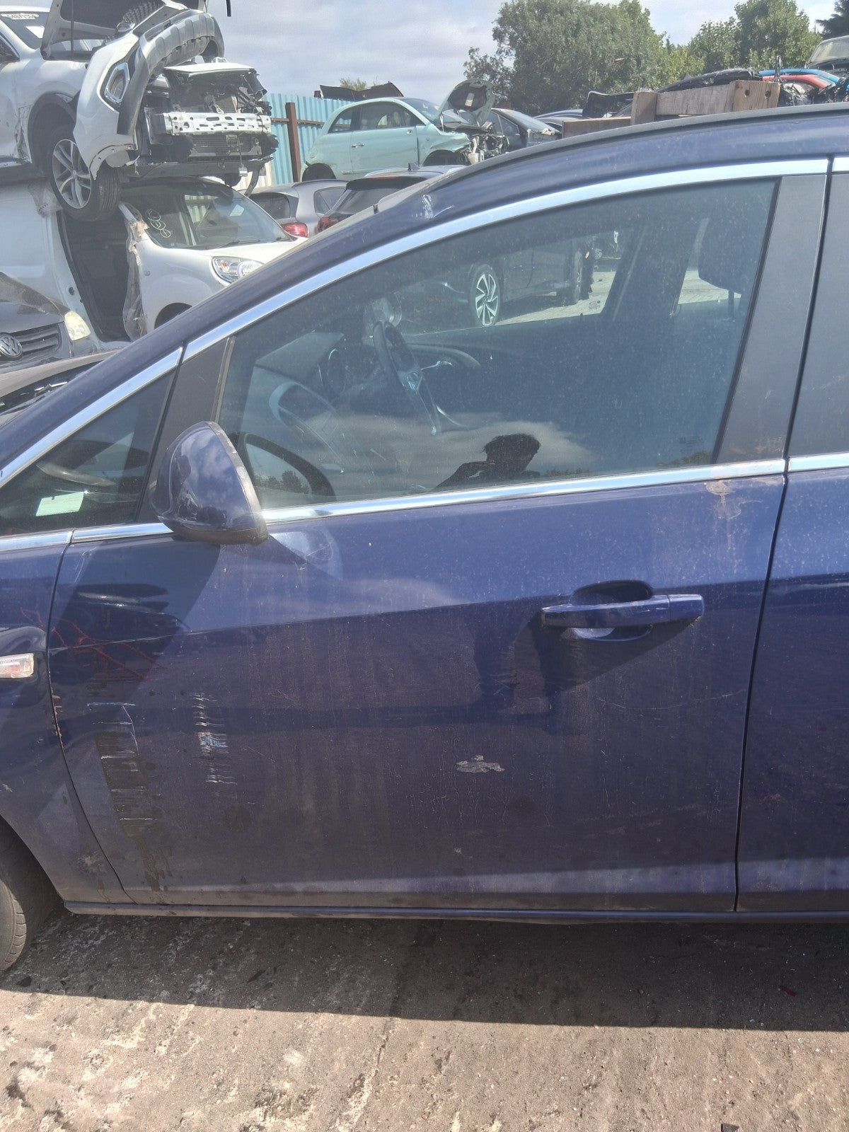2013 VAUXHALL ASTRA J ESTATE NSF PASSENGER SIDE FRONT LEFT BARE DOOR BLUE