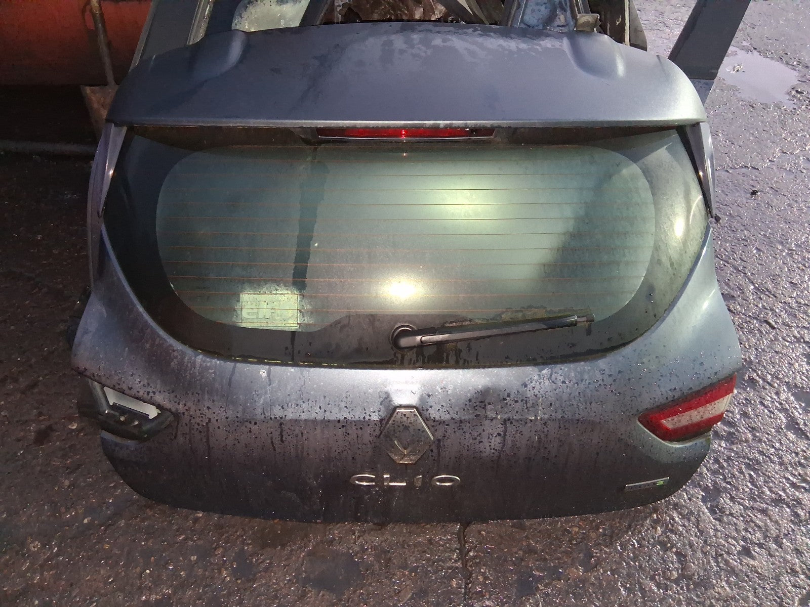 2017 RENAULT CLIO X98 MK4 REAR BARE TAILGATE BOOTLID GREY