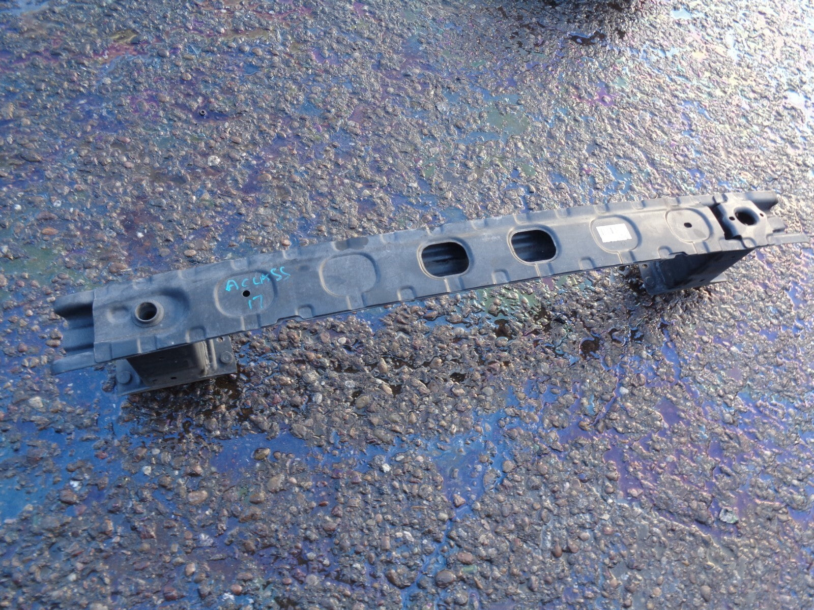 MERCEDES A CLASS A180 2017 W176 REAR BUMPER REINFORCEMENT CRASH BAR A2466101100