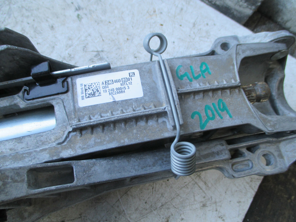 MERCEDES BENZ GLA MK1 X156 2019 DIESEL STEERING COLUMN A2464608901