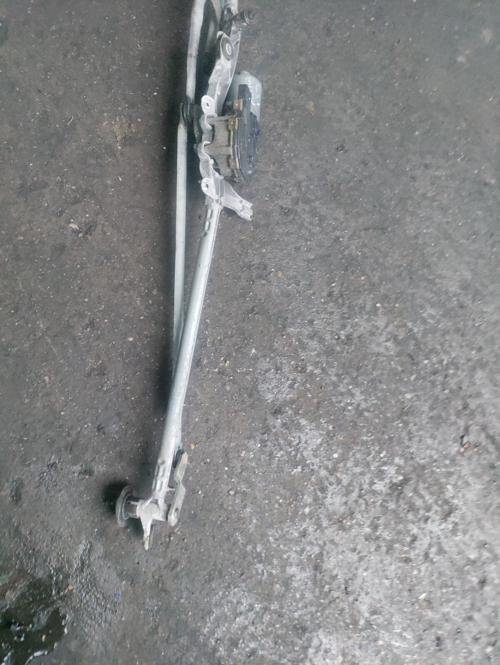 2010 VAUXHALL ASTRA J MK6 WIPER MOTOR & LINKAGE 13262436
