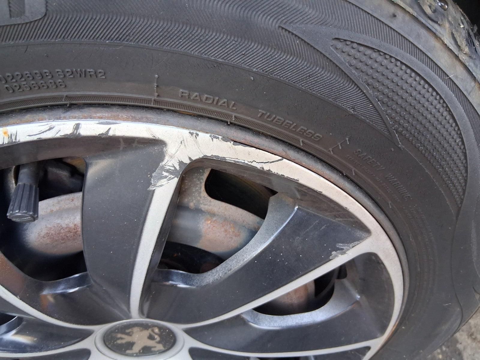 2014 PEUGEOT 208 15 INCH STEEL WHEEL WITH TYRE 185/65R15