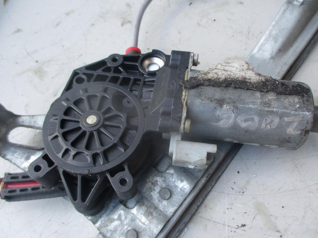PEUGEOT 206 2006 OSF DRIVER SIDE FRONT WINDOW REGULATOR & MOTOR