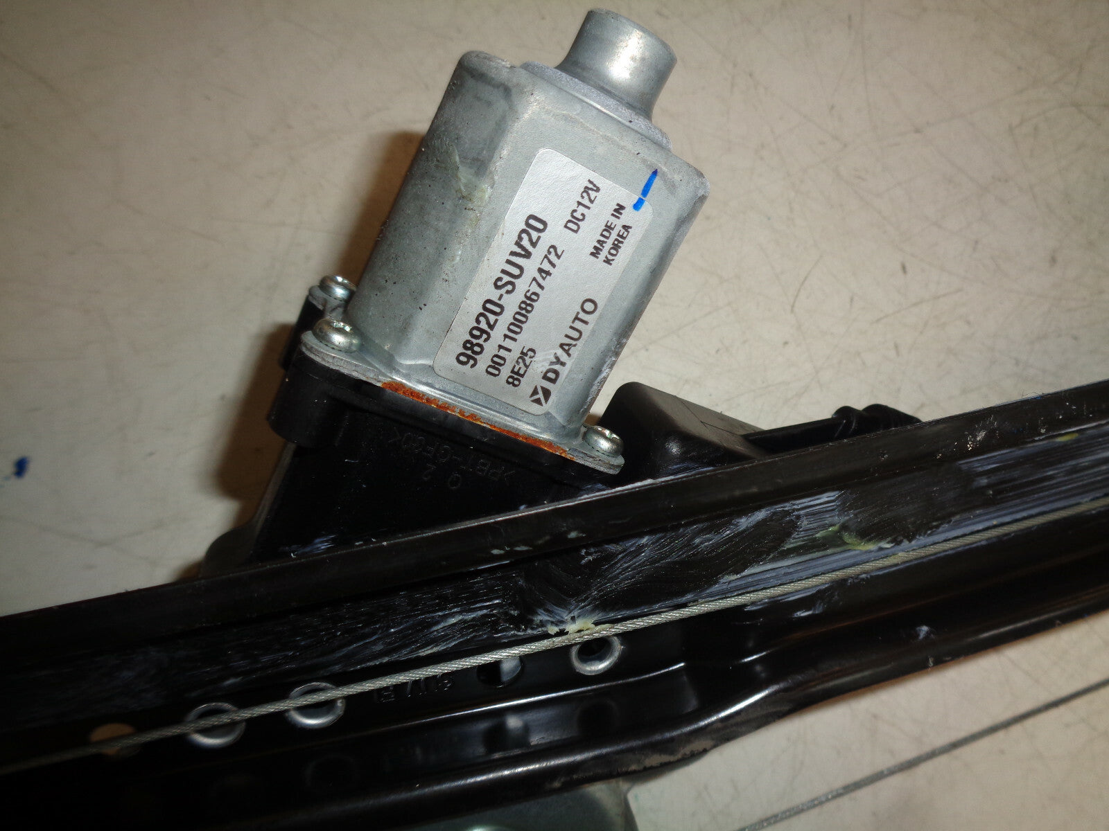 VAUXHALL MOKKA 2018 NSF PASSENGER SIDE FRONT WINDOW MOTOR MECHANISM 98920SUV20