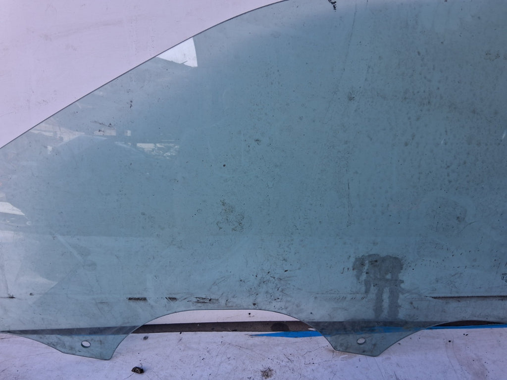 SKODA FABIA MK3 2019 5 DOOR NSF PASSENGER SIDE FRONT DOOR WINDOW GLASS