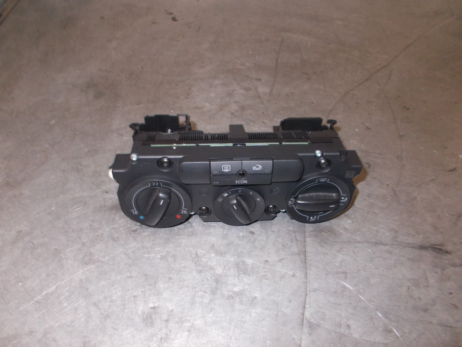 VOLKSWAGEN GOLF PLUS 2005 MK5 CLIMATE CONTROL UNIT MODULE