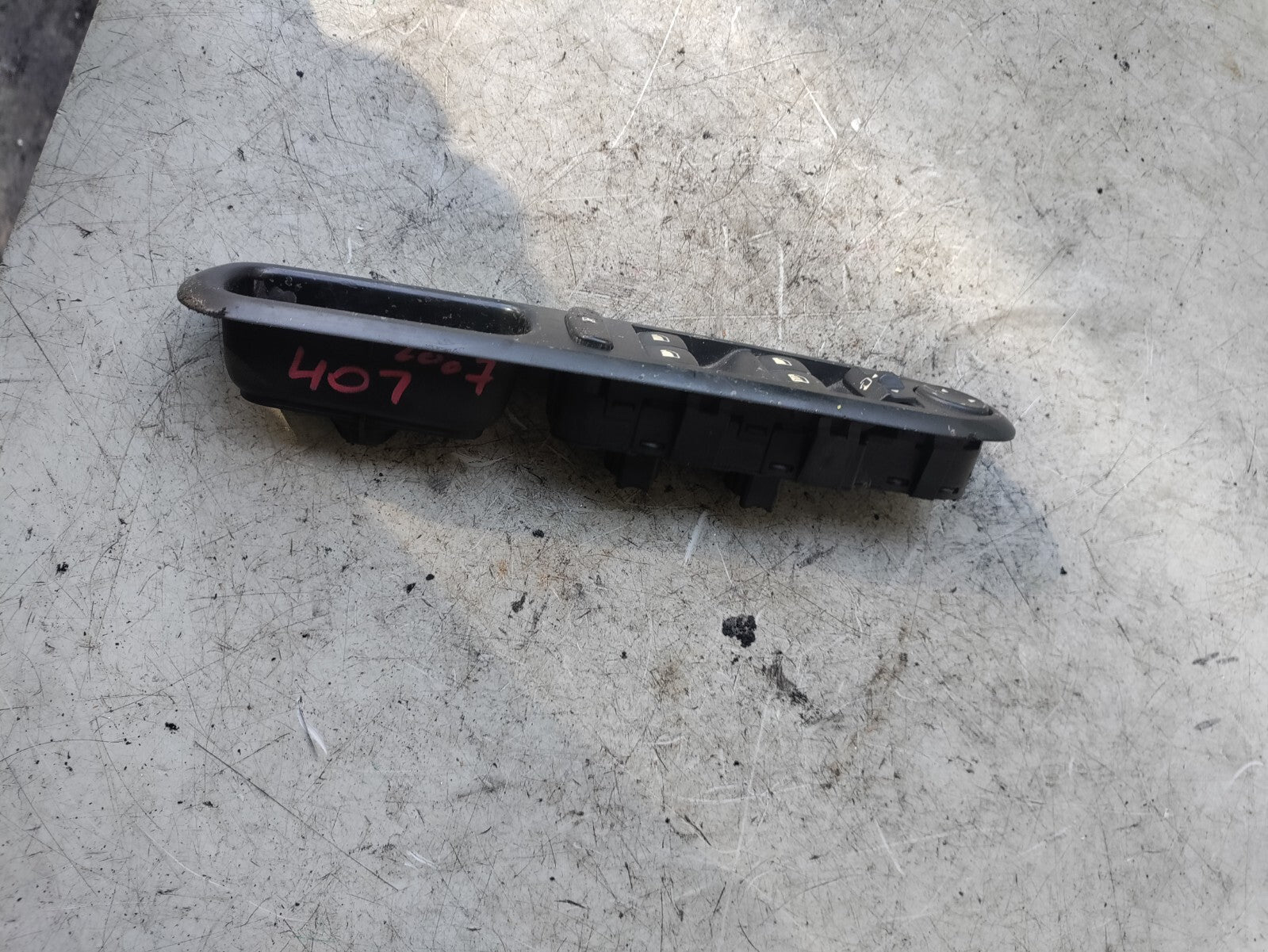 2007 PEUGEOT 407 OSF DRIVER SIDE FRONT WINDOW CONTROL SWITCH