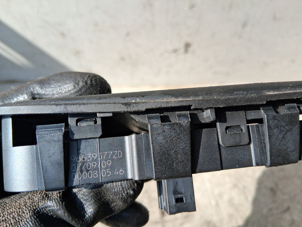 2009 CITROEN C4 GRAND PICASSO NSF PASSENGER SIDE FRONT WINDOW SWITCH 96639377ZD