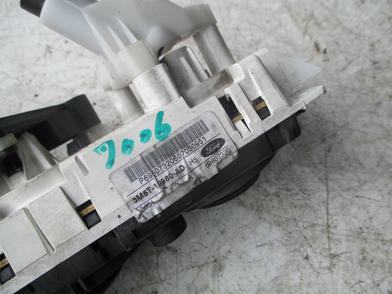 FORD C MAX 2006 HEATER AC CLIMATE CONTROL SWITCH PANEL 3M5T19980AD