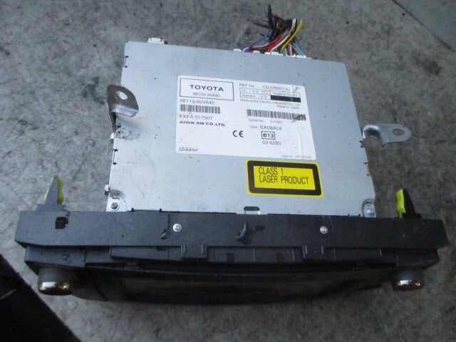 TOYOTA AVENSIS MK3 T270 2011 RADIO MEDIA PLAYER HEAD UNIT DAMAGED 8612020A80