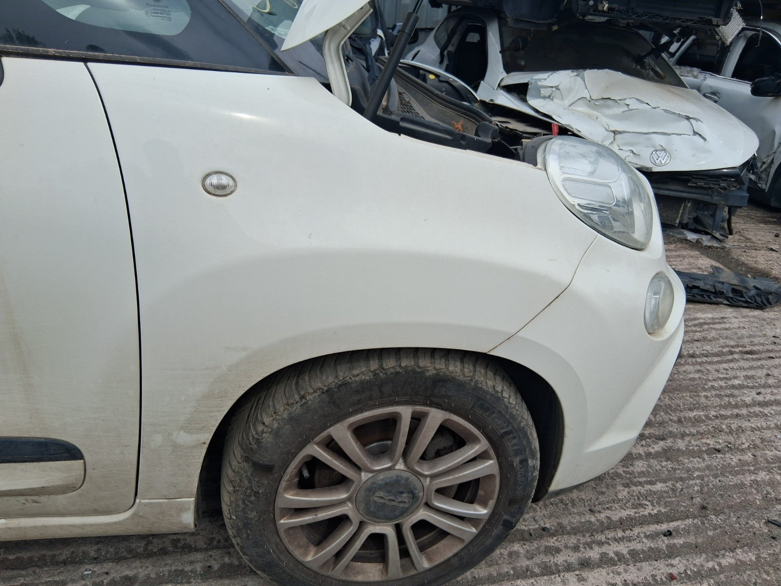 2019 FIAT 500L HATCH OSF DRIVER SIDE FRONT WING PANEL WHITE BIANCO GELATO 934/A