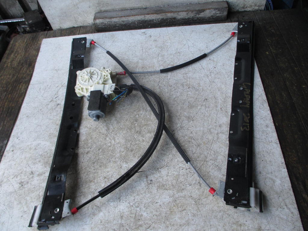 FORD GALAXY MK3 2013 DRIVER SIDE FRONT RIGHT WINDOW MOTOR REGULATOR 0130822286